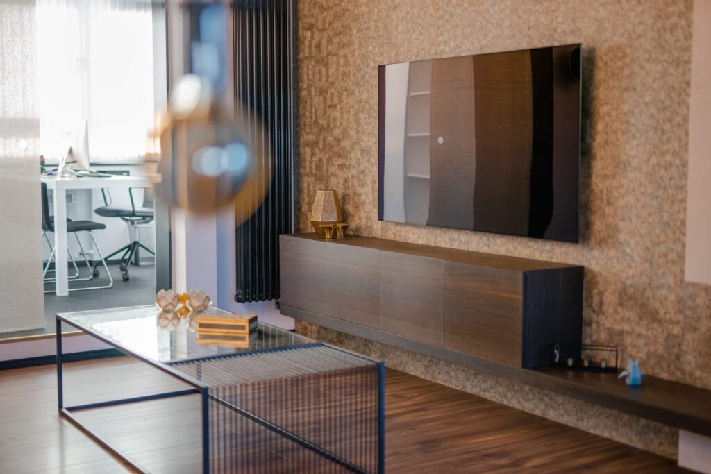 Estantería de pared, elemento de pared TV horizontal.